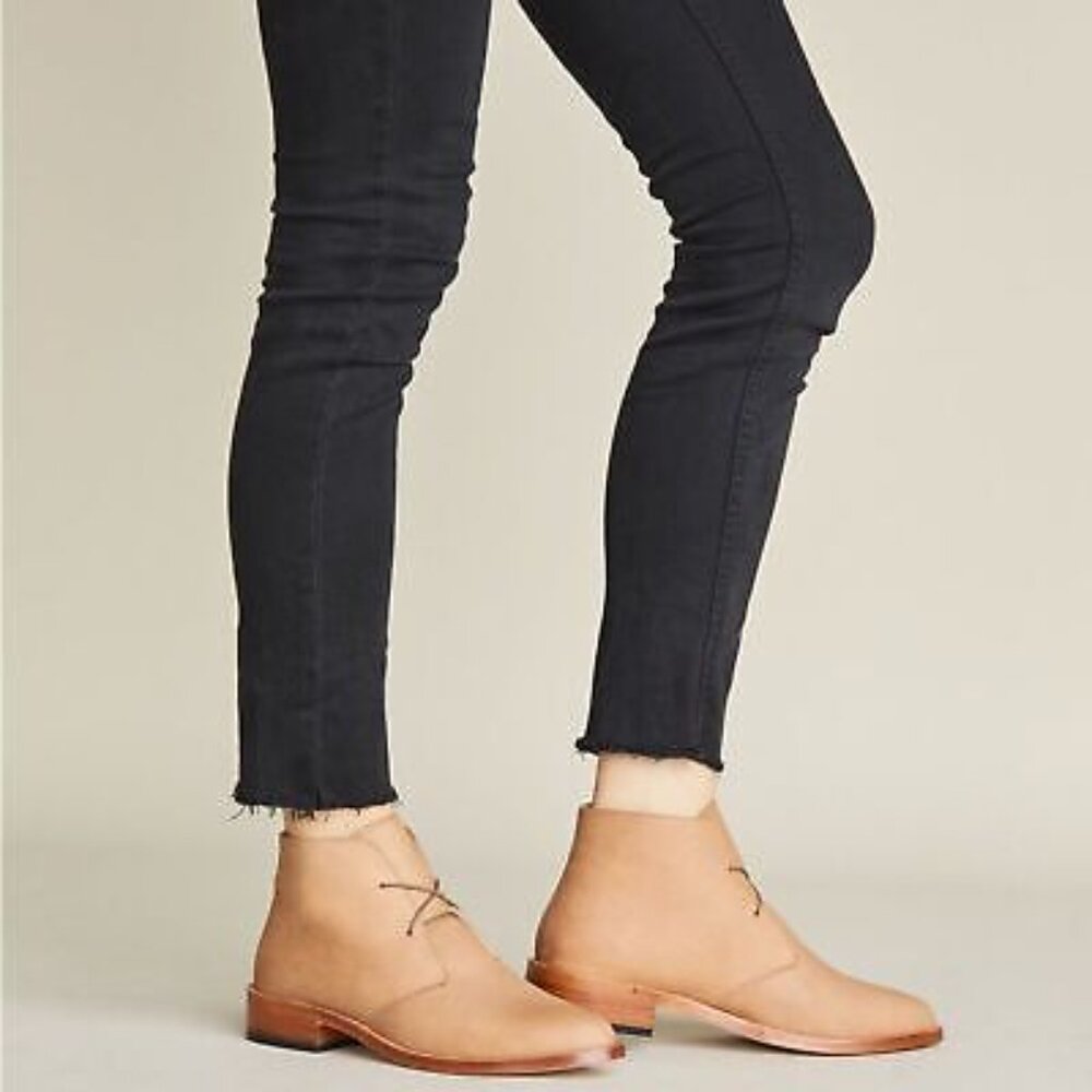 Nisolo Isa Suede Leather Chukka Ankle Boots Size 9.5